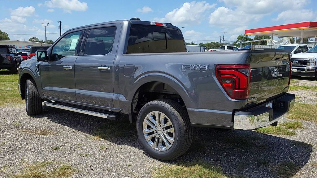 2025 Ford F-150 Lariat - Photo 6
