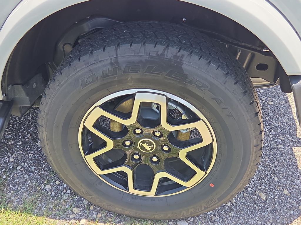2026 Ford Bronco 4-Door Outer Banks - Photo 18