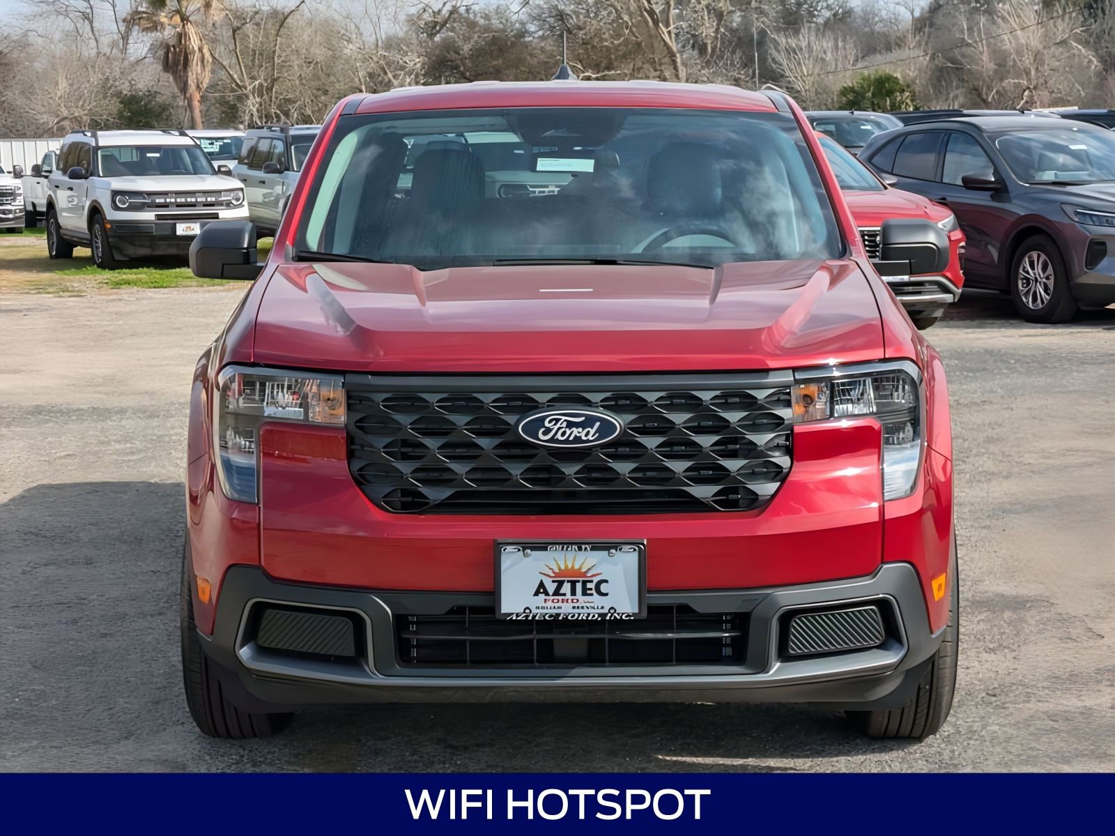 2025 Ford Maverick XLT photo 2