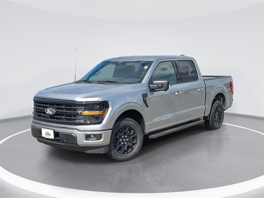 2025 Ford F-150 XLT's photo