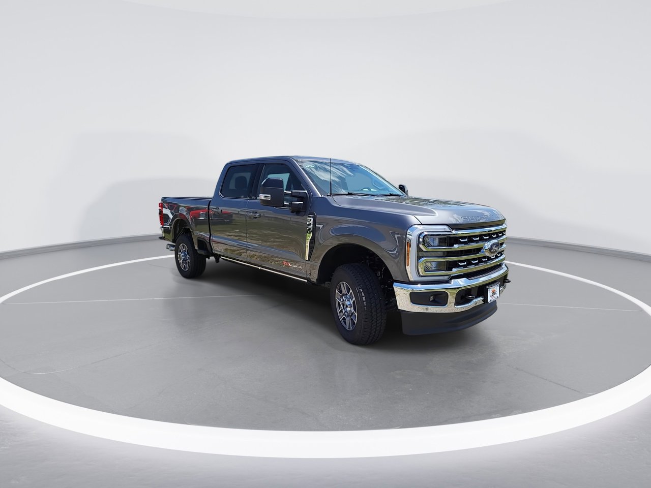 2025 Ford F-250 Lariat photo 2