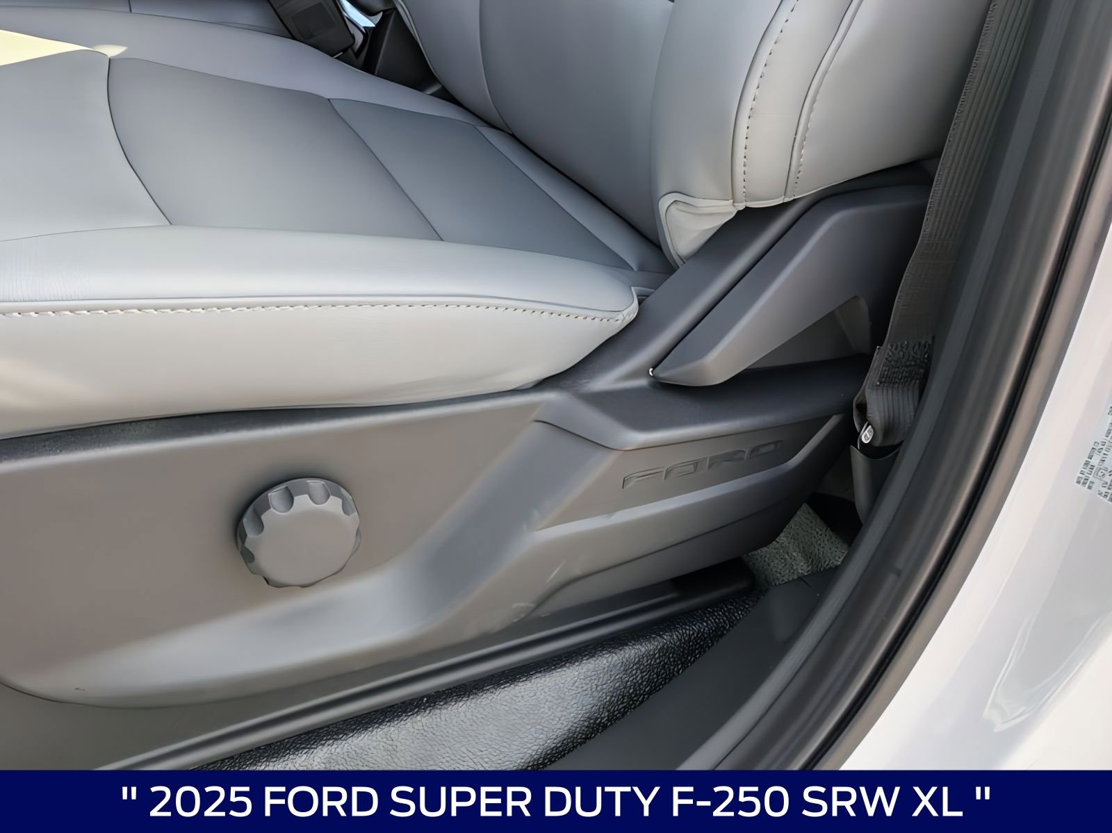 2025 Ford F-250 Super Duty XL - Photo 15