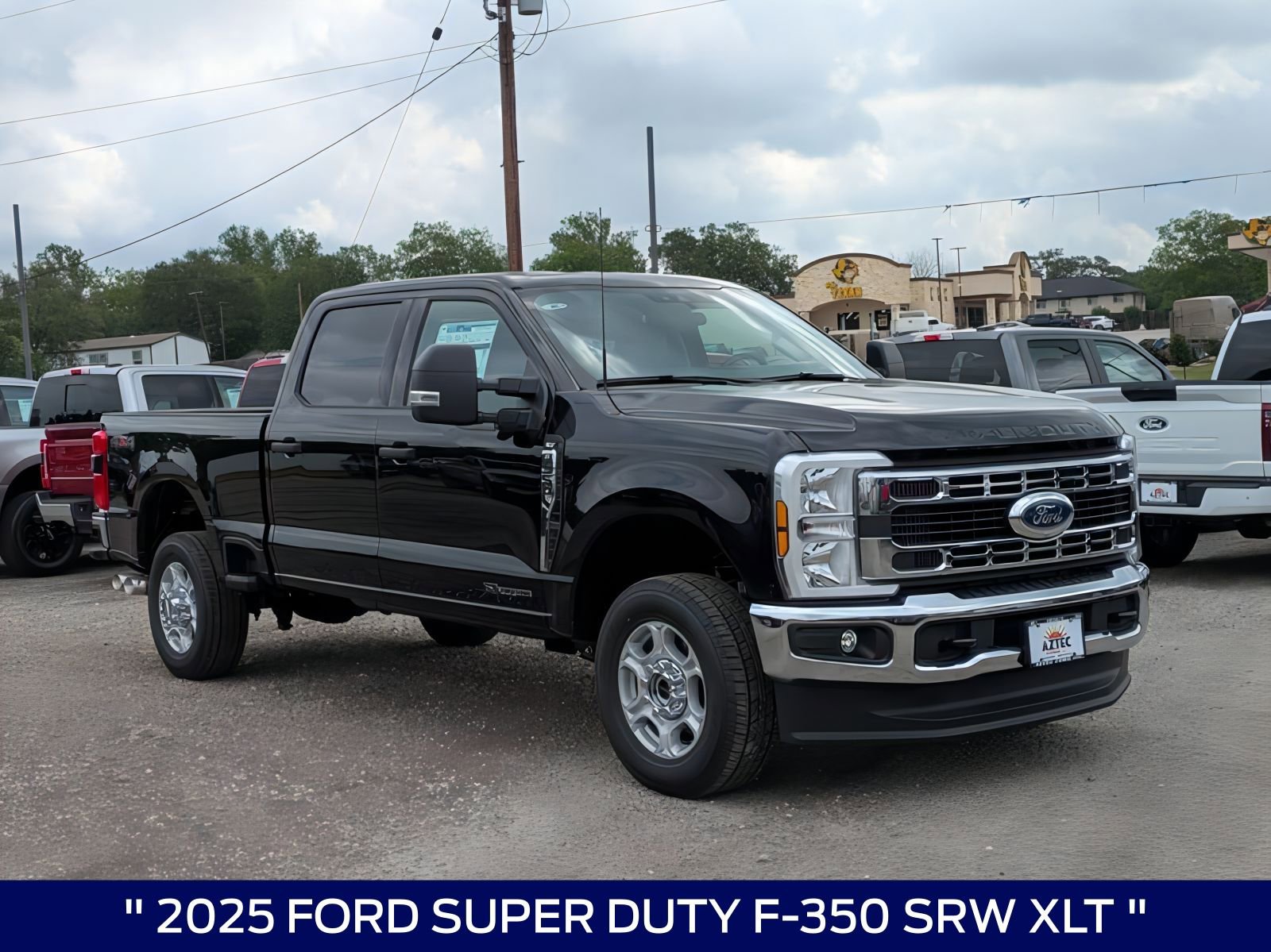 2025 Ford F-350 XLT photo 3