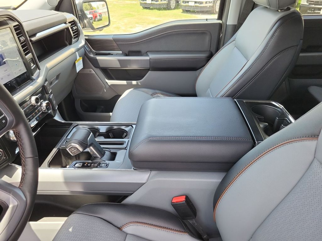 2025 Ford F-150 Lariat - Photo 21