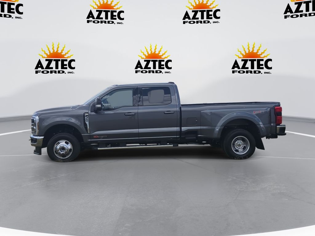New 2026 Ford F-350SD Lariat