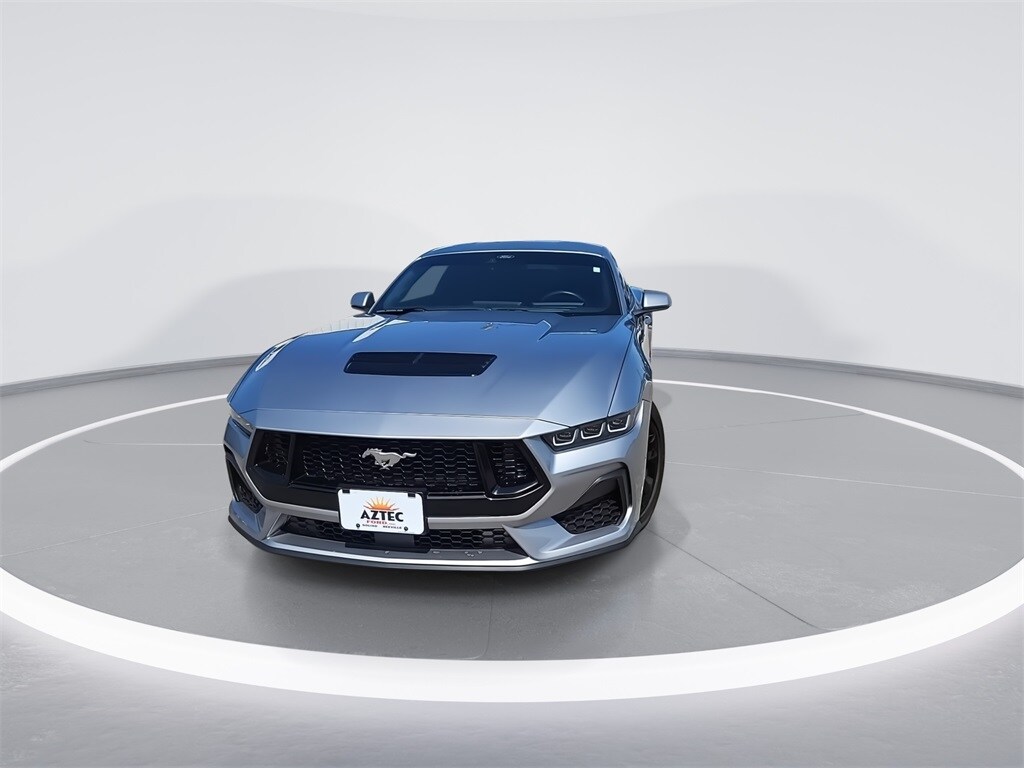 2024 Ford Mustang GT photo 3
