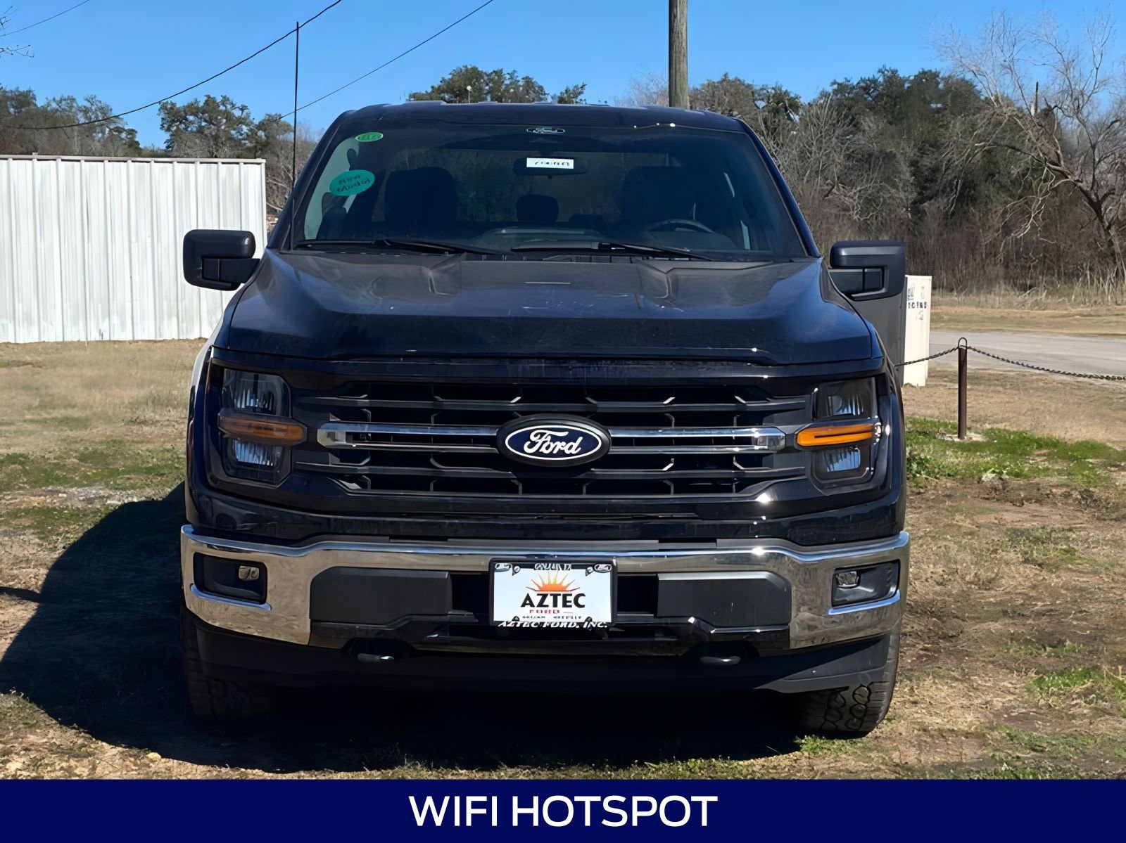 2025 Ford F-150 XLT photo 2