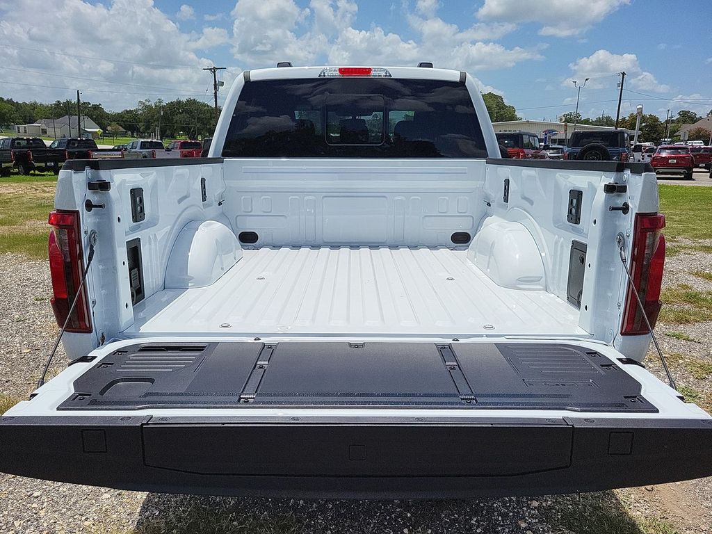 2025 Ford F-150 XLT - Photo 23