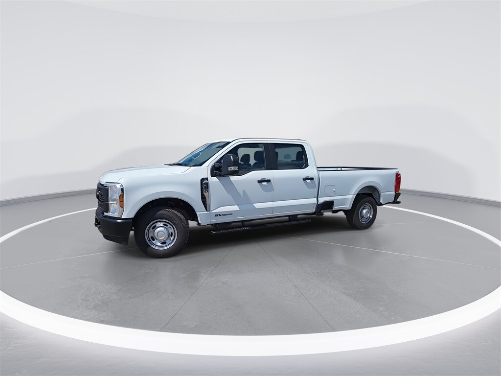 2026 Ford F-250 XL photo 4