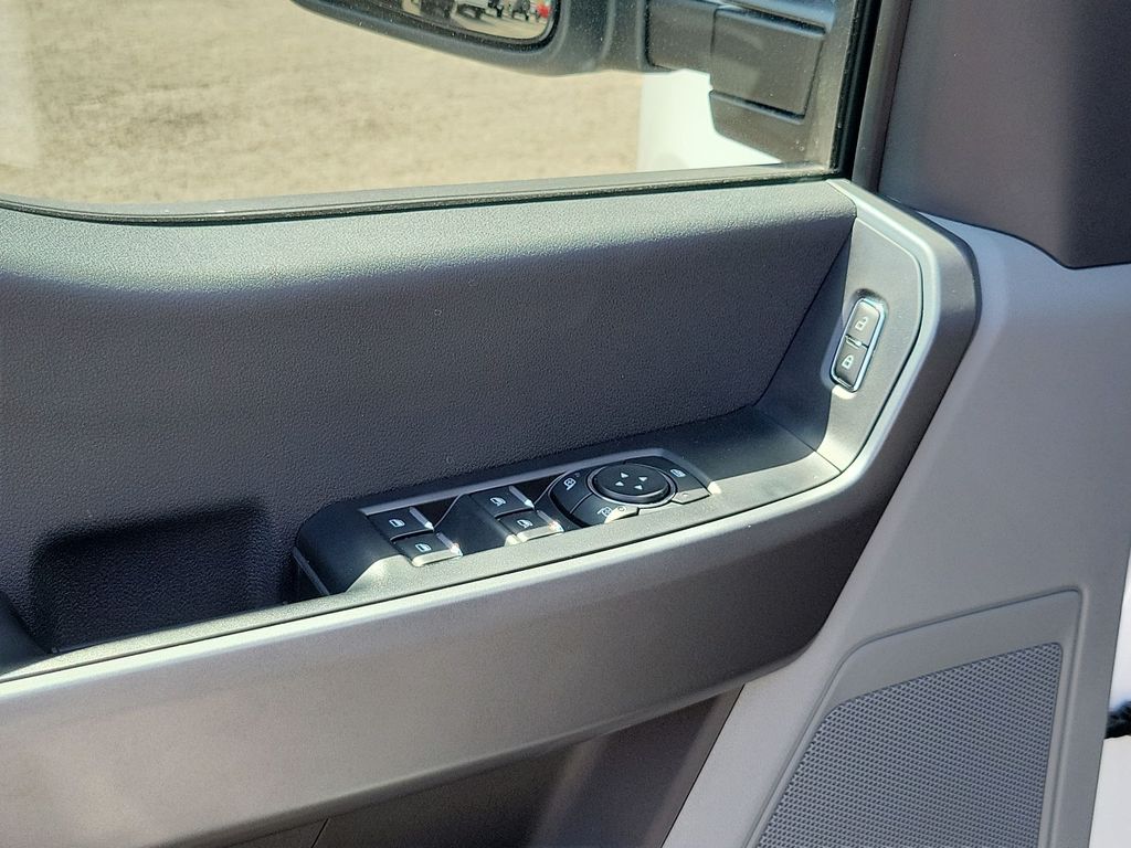 2026 Ford F-250 Super Duty XL - Photo 15