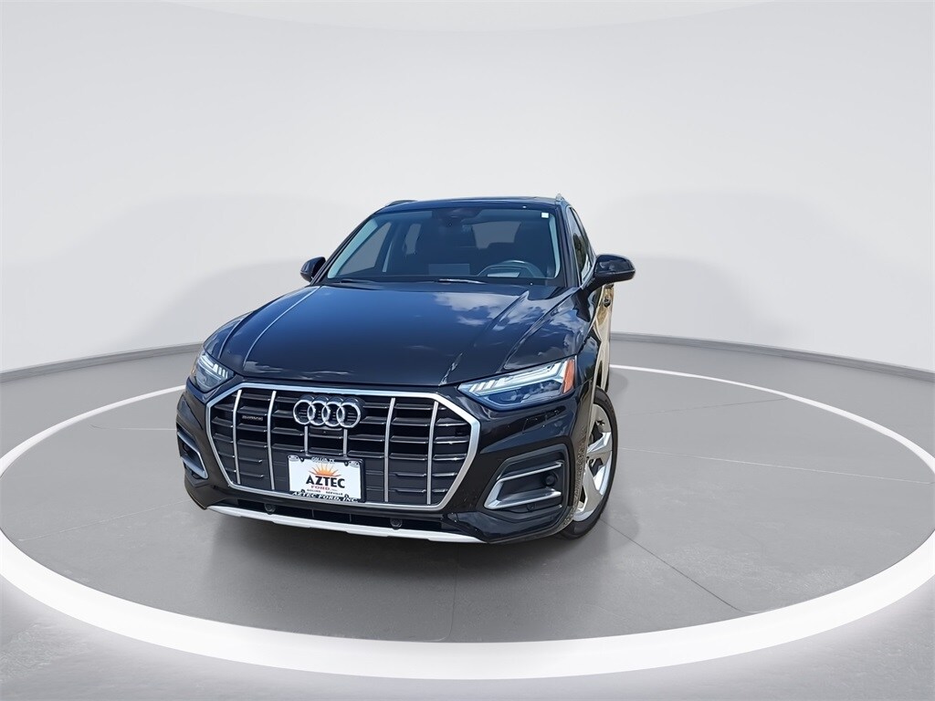 2021 Audi Q5 45 Prestige photo 3