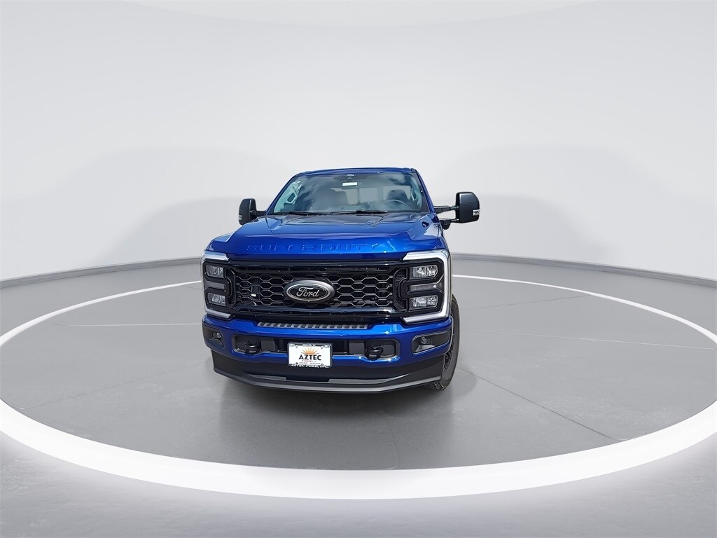 2026 Ford F-250 XLT photo 3