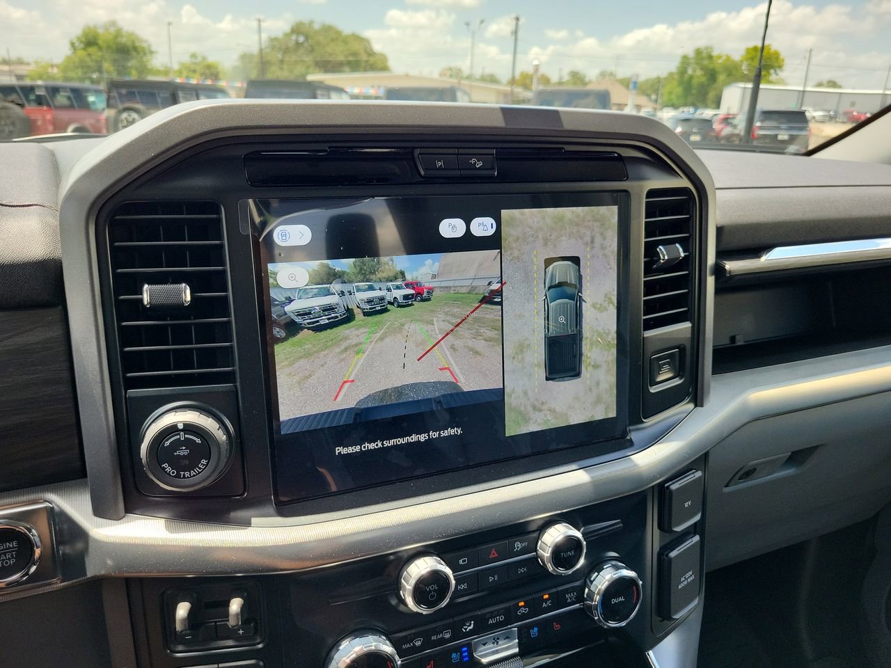 2025 Ford F-150 Lariat - Photo 17
