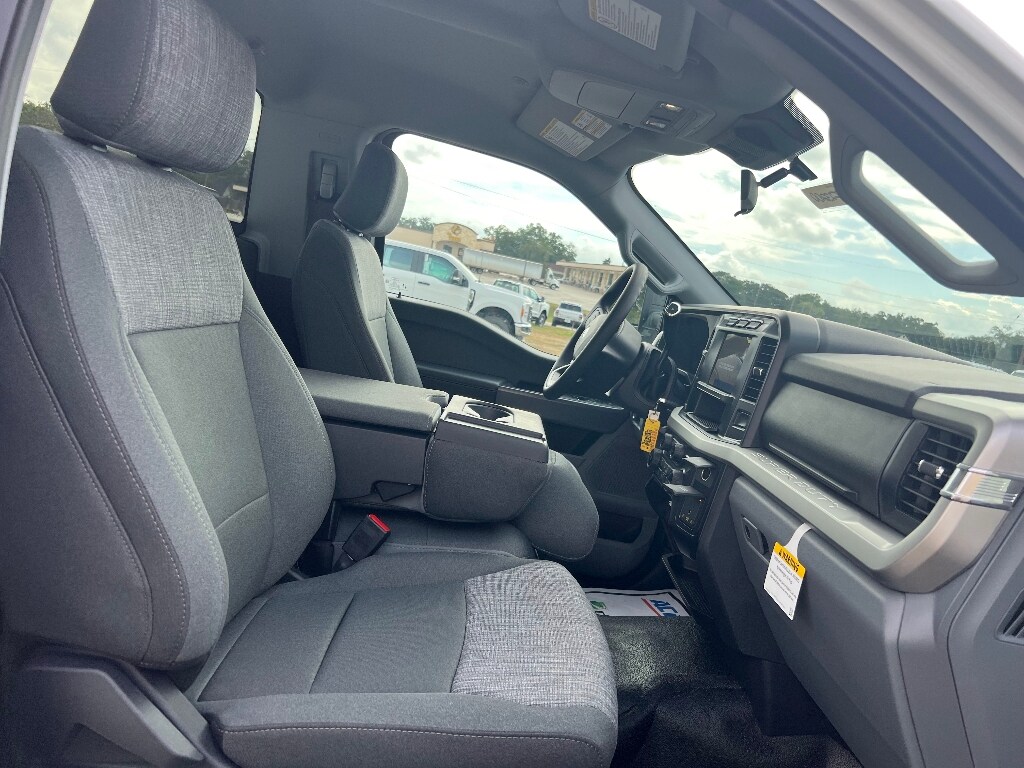2024 Ford F-350 Super Duty XL - Photo 12