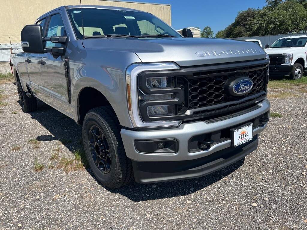 2024 Ford F-250 Super Duty XL's photo