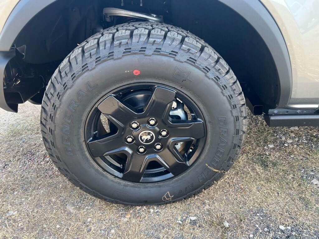 New 2024 Ford Bronco Black Diamond SUV