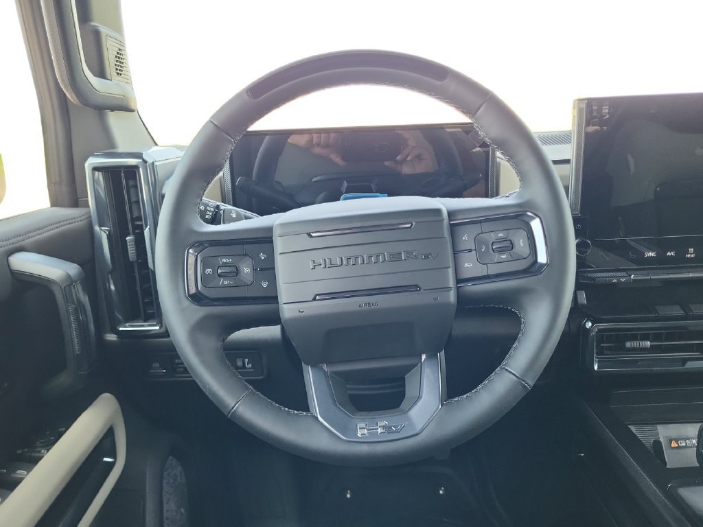 2026 GMC HUMMER EV 2X - Photo 12