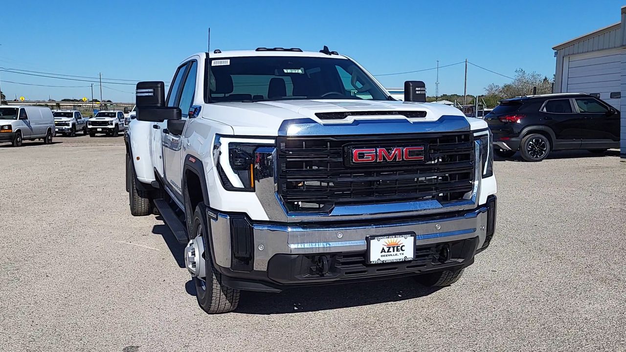 2026 GMC Sierra 3500HD Pro - Photo 26