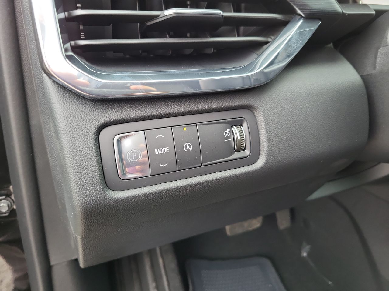 2025 GMC Acadia Elevation - Photo 39