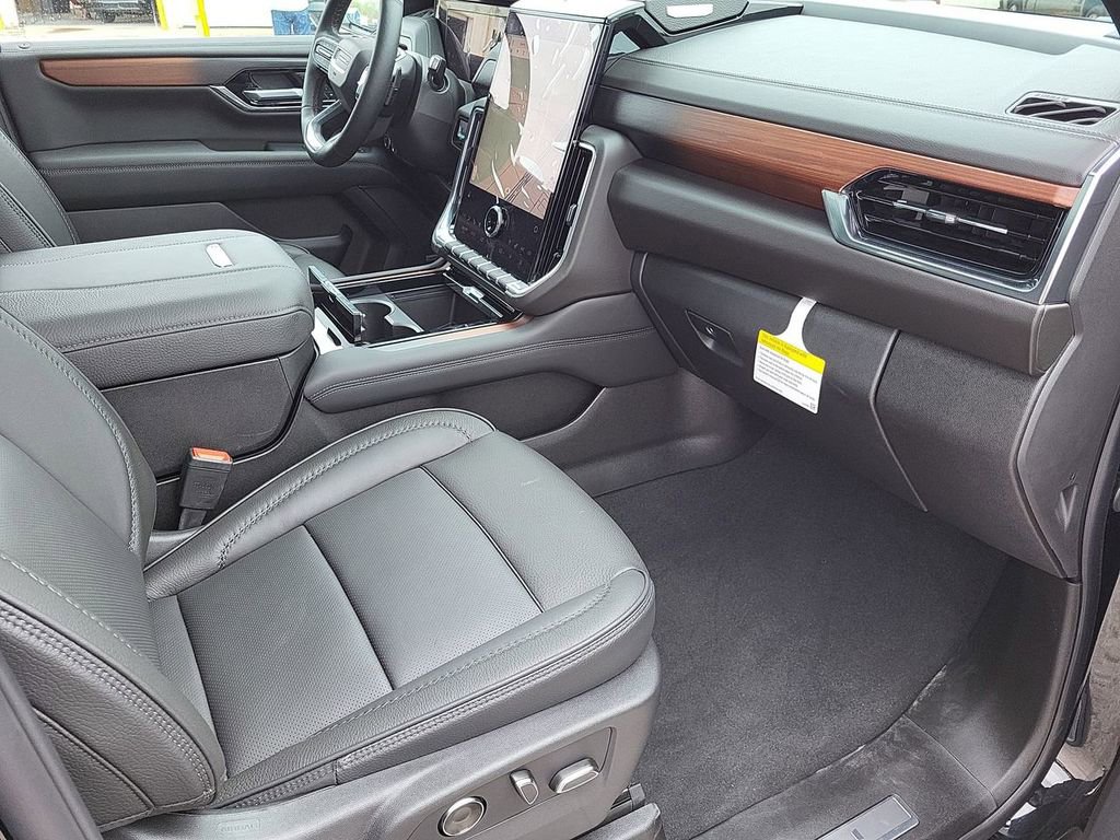 2026 GMC Yukon XL Denali - Photo 26