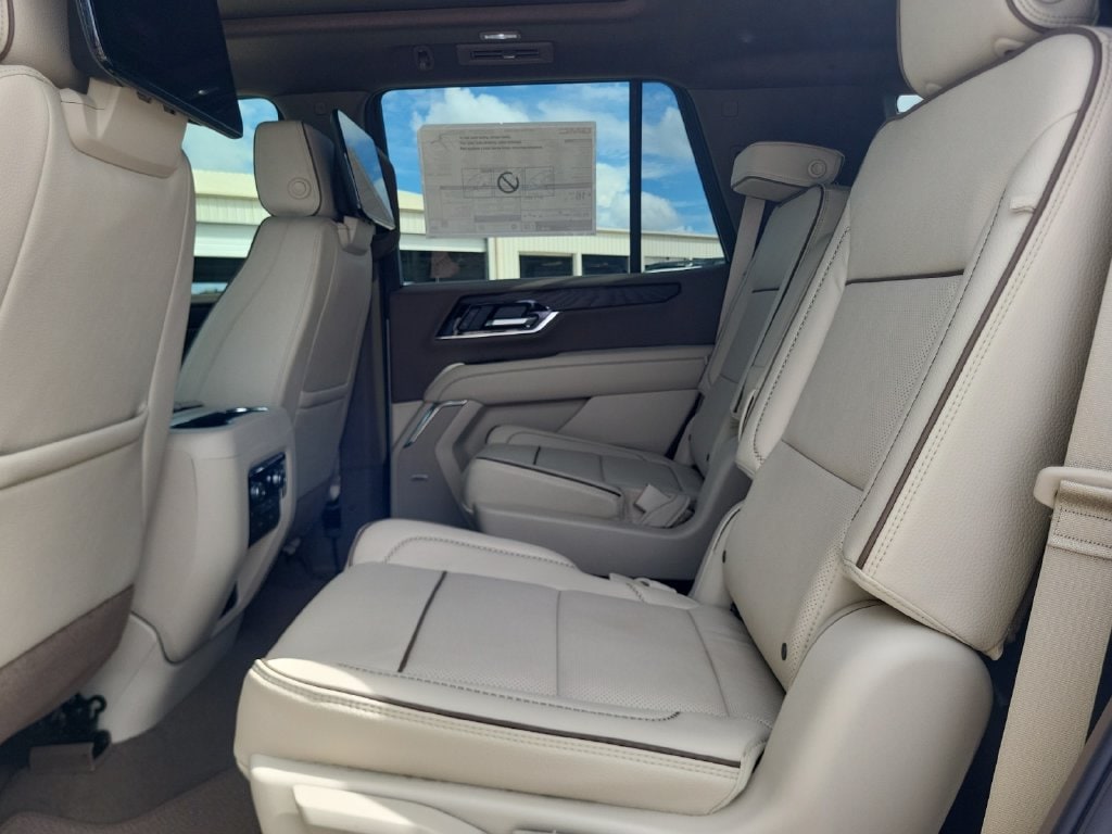 2026 GMC Yukon Denali - Photo 22