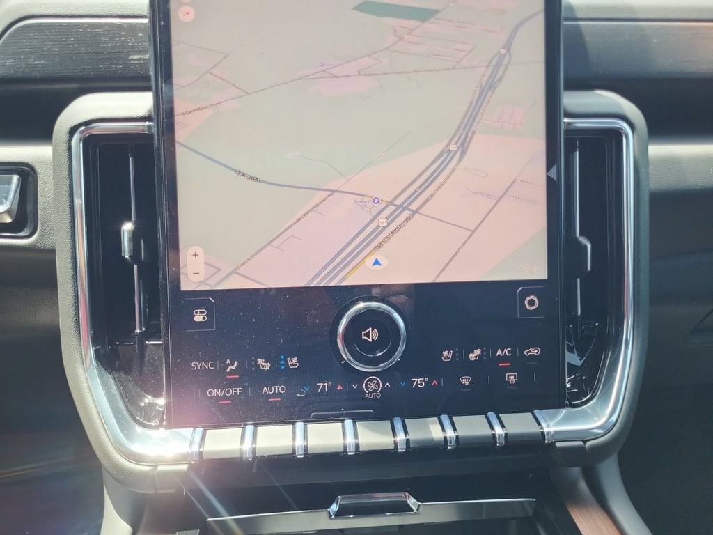 2026 GMC Yukon Denali - Photo 17