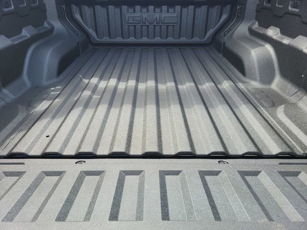 2025 GMC Canyon AT4 - Photo 24
