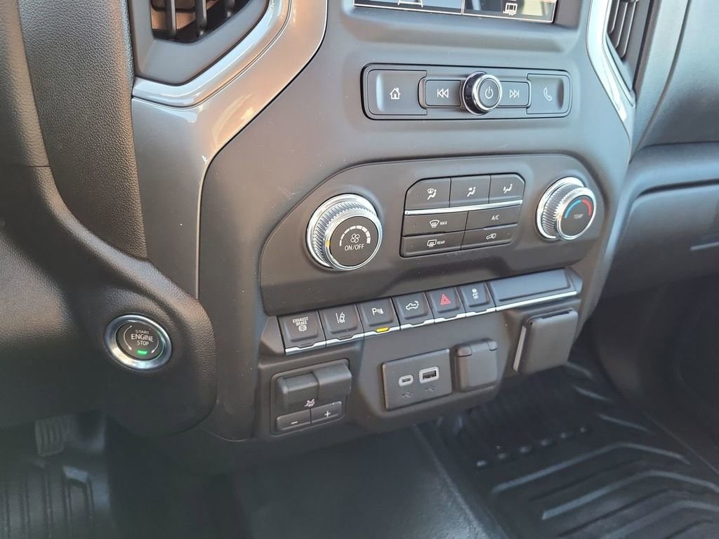 2026 GMC Sierra 3500HD Pro - Photo 16