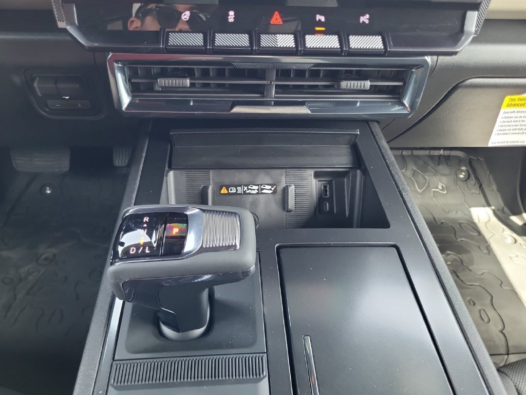 2026 GMC HUMMER EV 2X - Photo 17