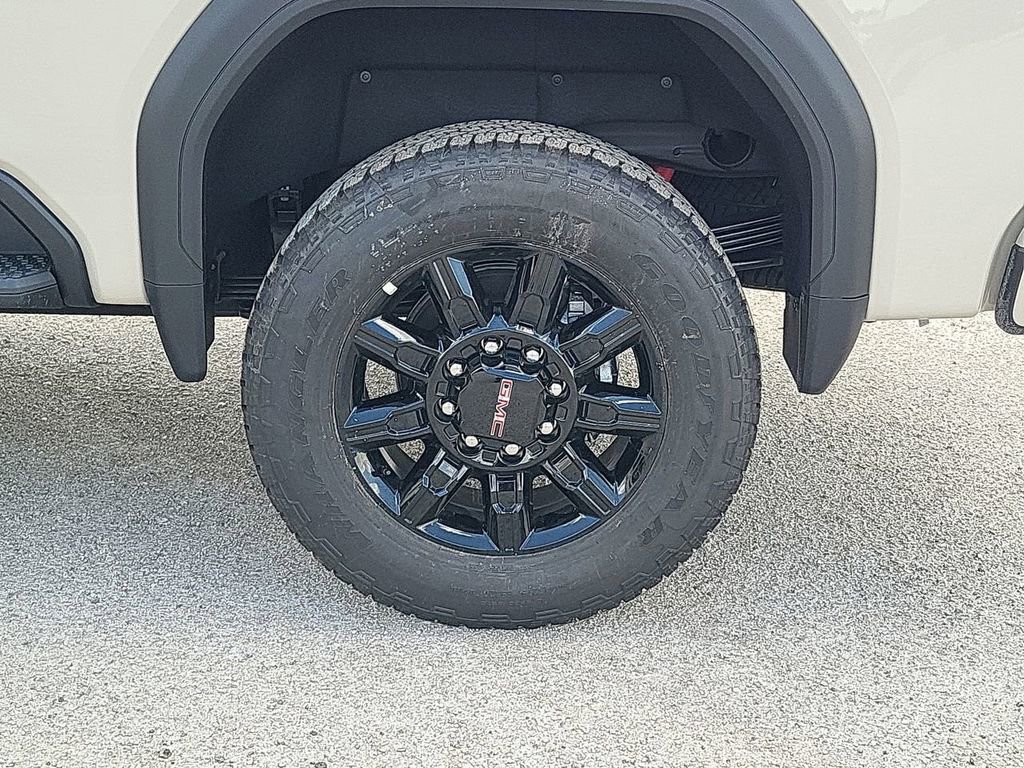 2026 GMC Sierra 2500HD AT4 - Photo 19