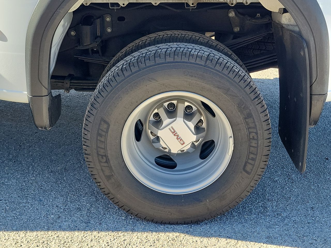 2026 GMC Sierra 3500HD Pro - Photo 42