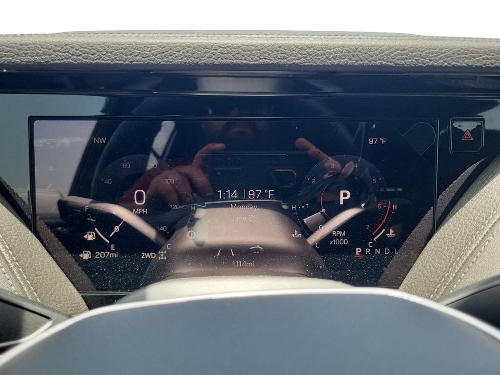 2026 GMC Yukon XL Denali - Photo 14