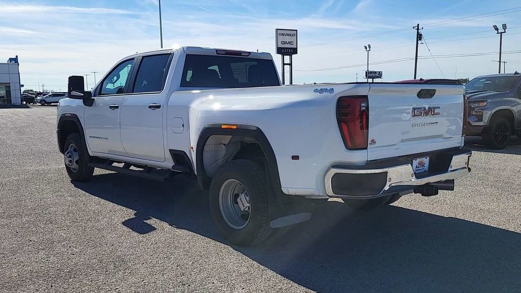2026 GMC Sierra 3500HD Pro - Photo 6