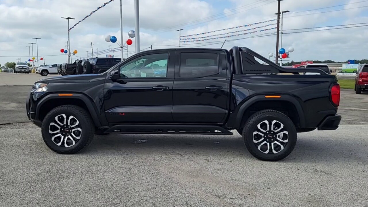 2025 GMC Canyon AT4 - Photo 31