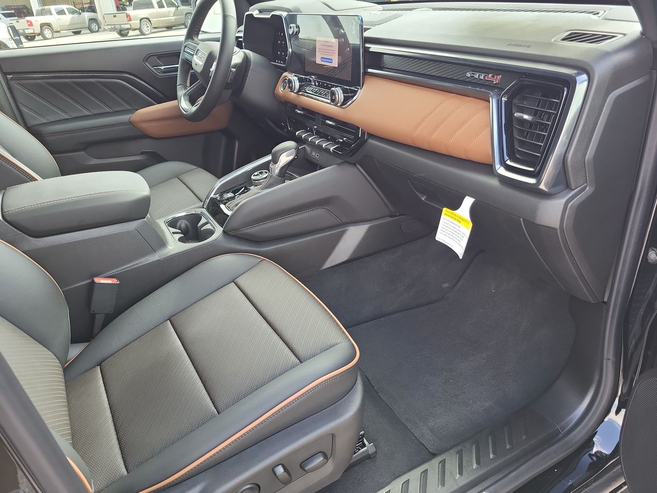 2025 GMC Canyon AT4 - Photo 51