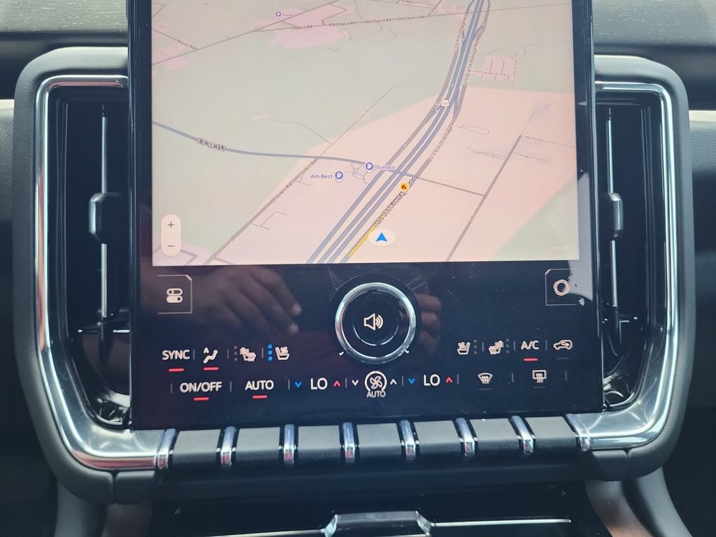 2026 GMC Yukon XL Denali - Photo 17