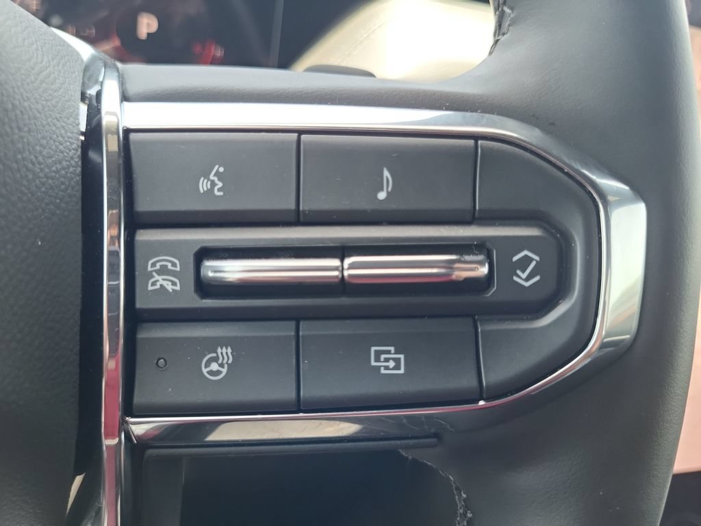 2026 GMC Yukon XL Denali - Photo 20
