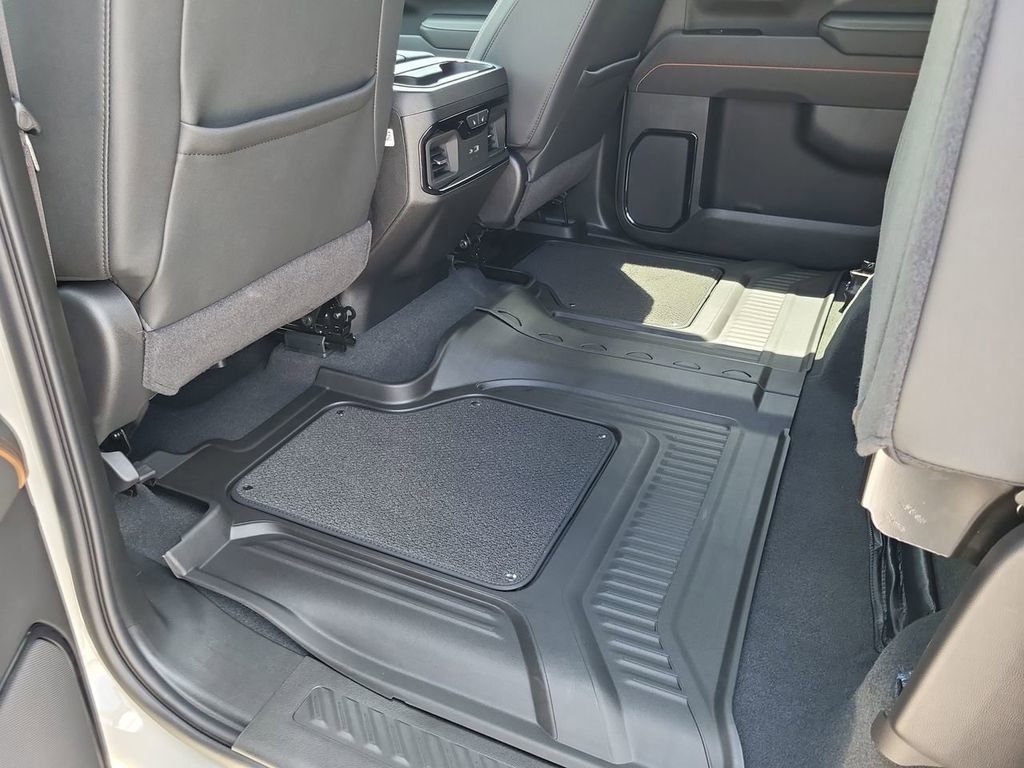 2026 GMC Sierra 2500HD AT4 - Photo 25