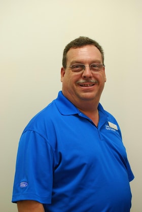 Staff member Gil Allen from ID_84a22d1dc967