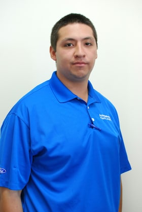 Staff member Maynor Bertran from ID_84a22d1dc967