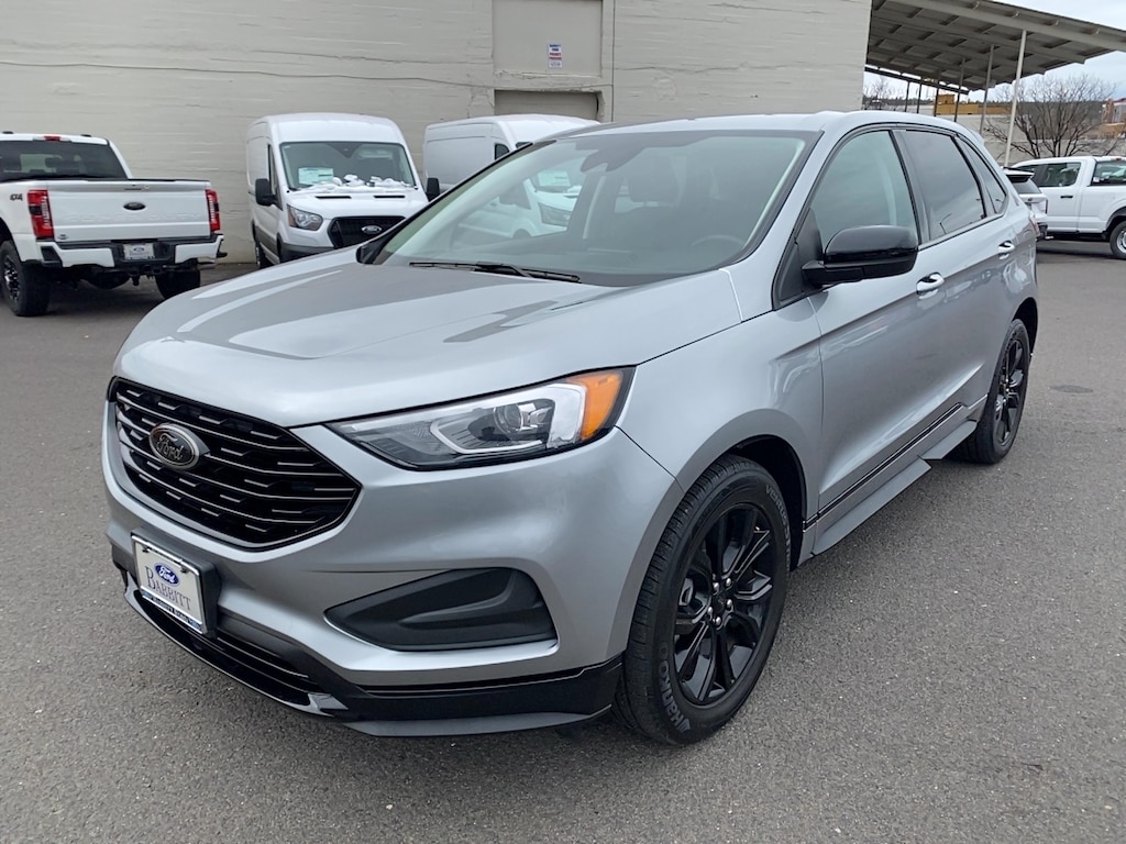 Used 2023 Ford Edge SE SUV