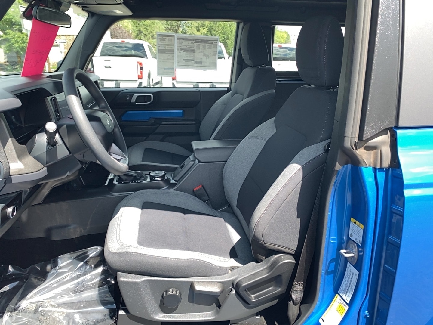 2025 Ford Bronco 2-Door Base - Photo 24