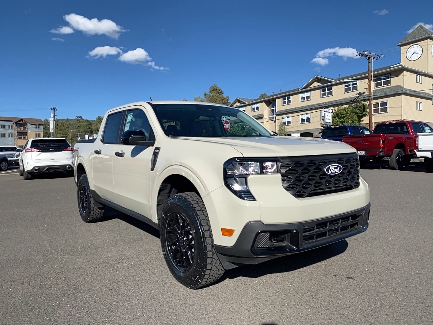2025 Ford Maverick XLT's photo