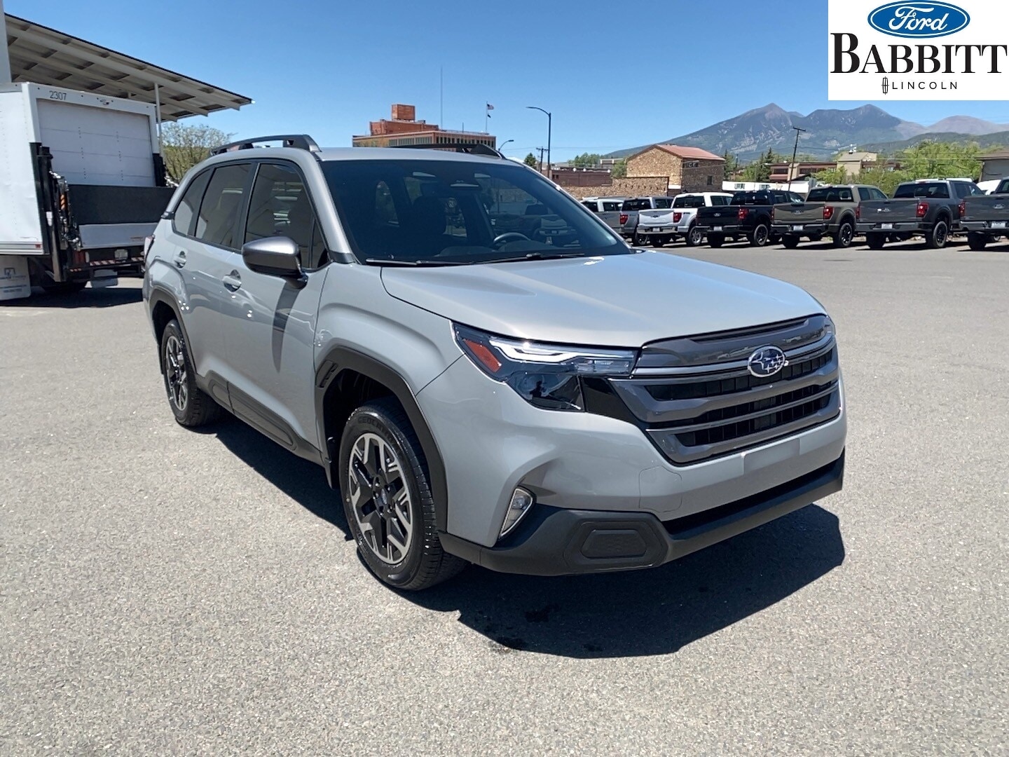 2025 Subaru Forester Premium's photo