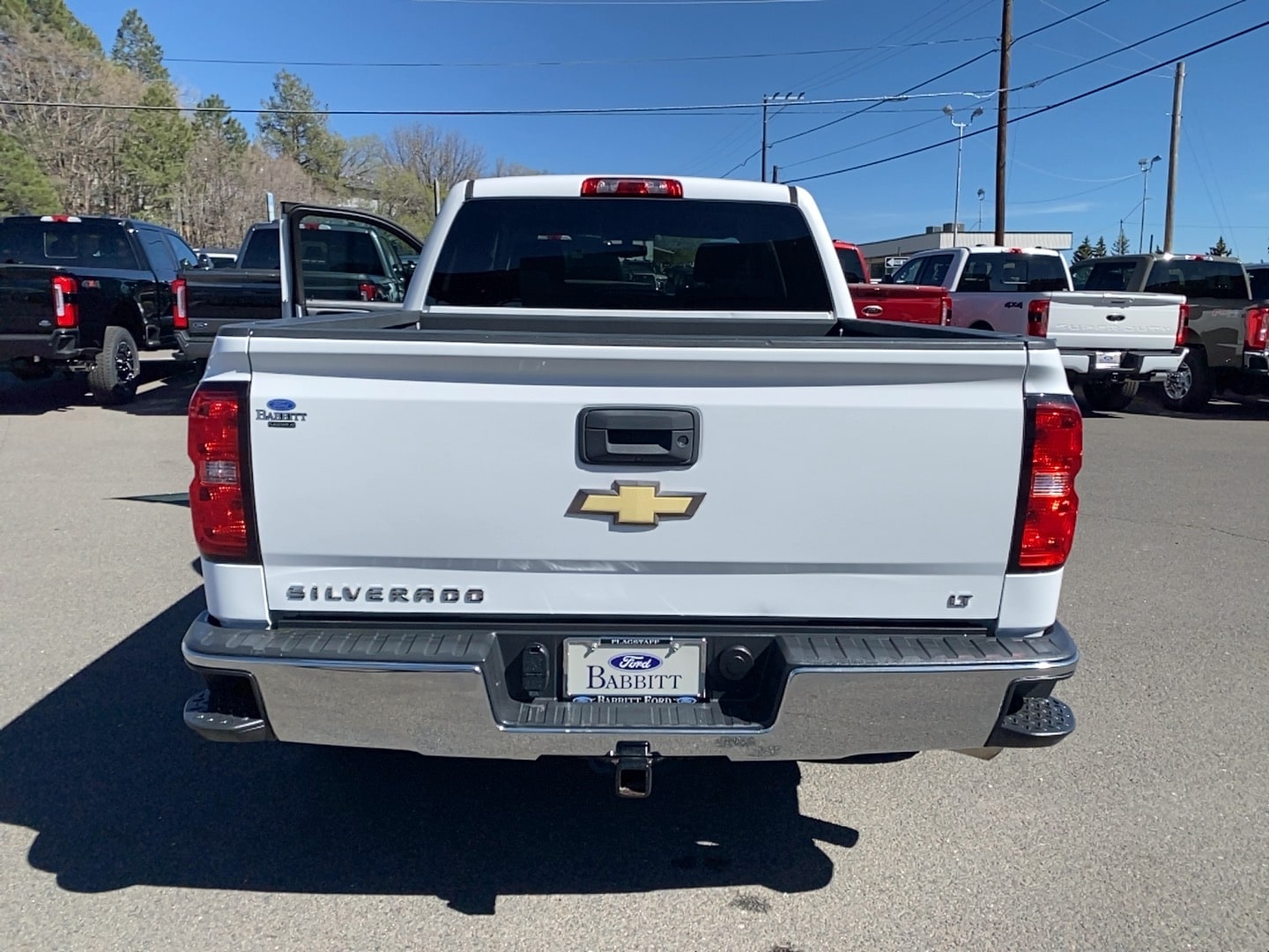 View vehicle photo 6