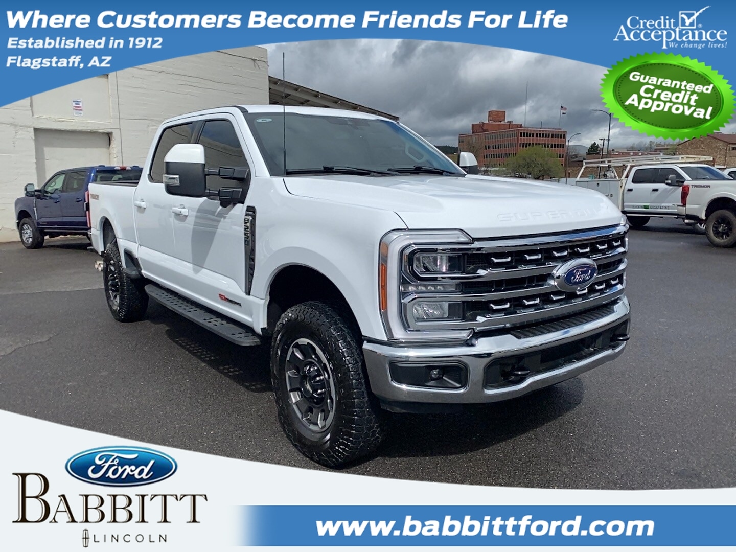 Oxford White 2023 Ford F-250 Super Duty Lariat Crew Cab 4WD Pickup Truck Four-Wheel Drive Automatic