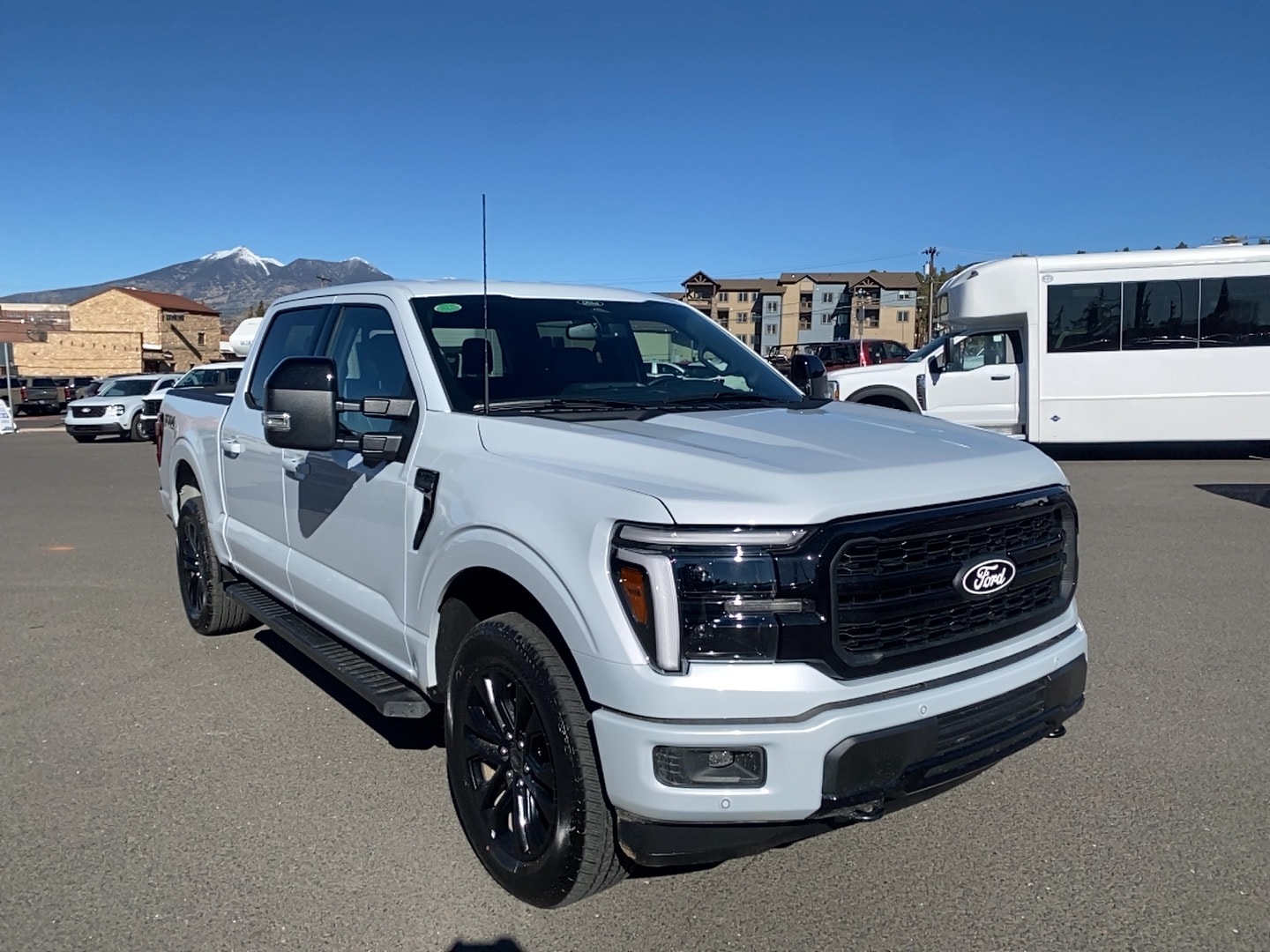 2025 Ford F-150 Lariat's photo