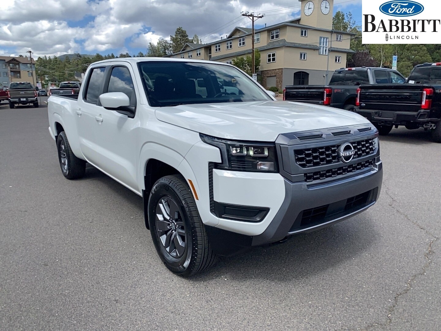 2026 Nissan Frontier SV Crew Cab 4X4 LWB's photo
