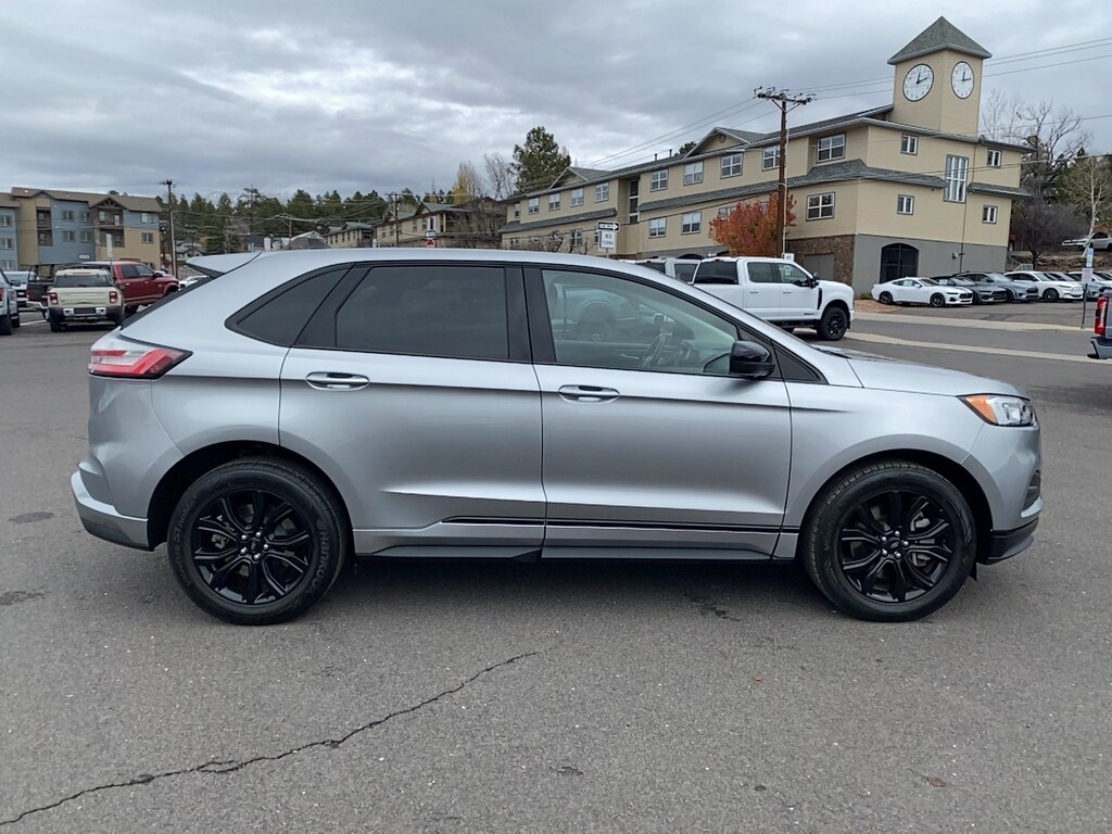 Used 2023 Ford Edge SE SUV
