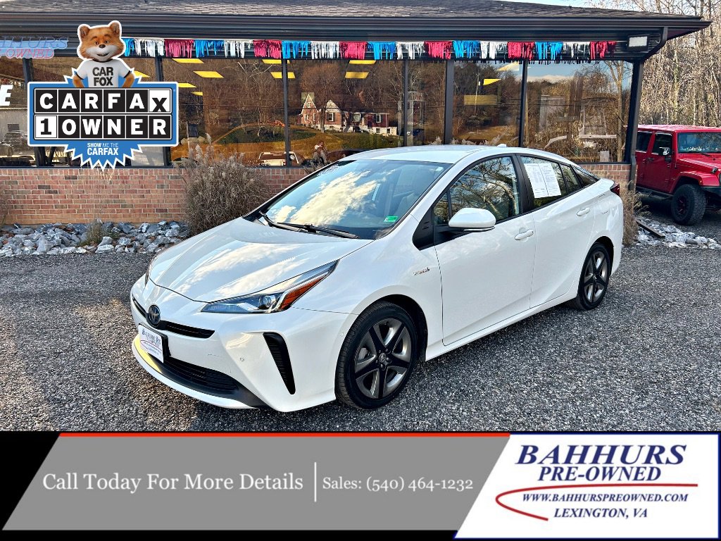 2021 Toyota Prius XLE's photo